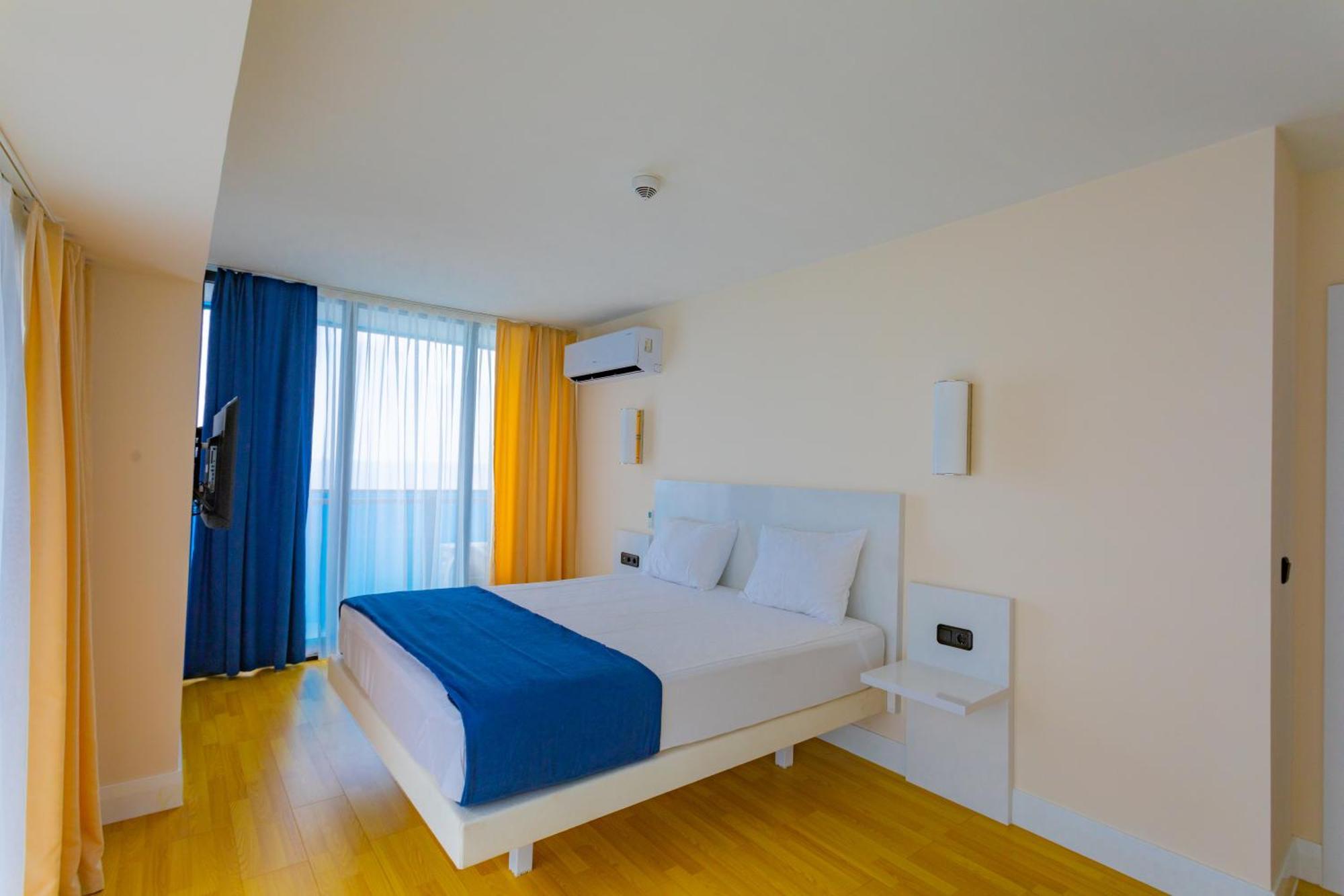 Orbi City Hotel Official D Block Batumi Exteriör bild
